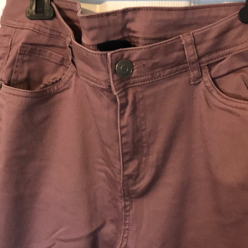 💖Adorable Mauve Skinny Jeans Like New💕